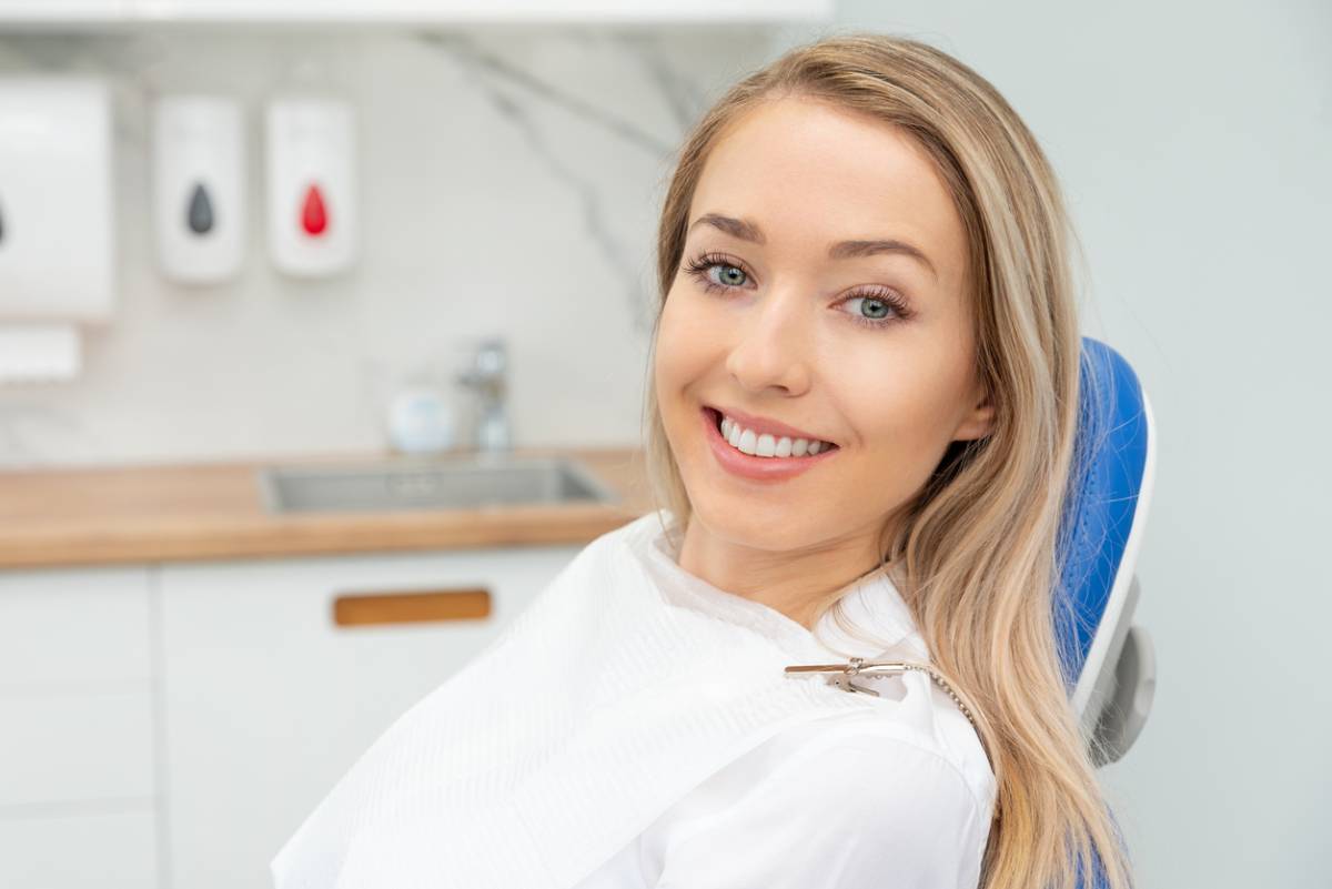 featured image for importance of cosmetic dental care